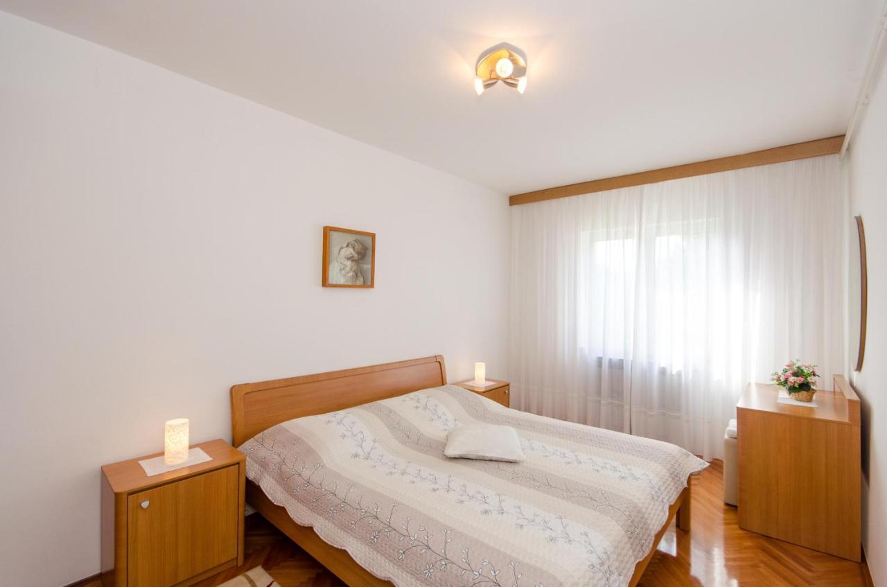 Apartments Bungavilia Rovinj Buitenkant foto